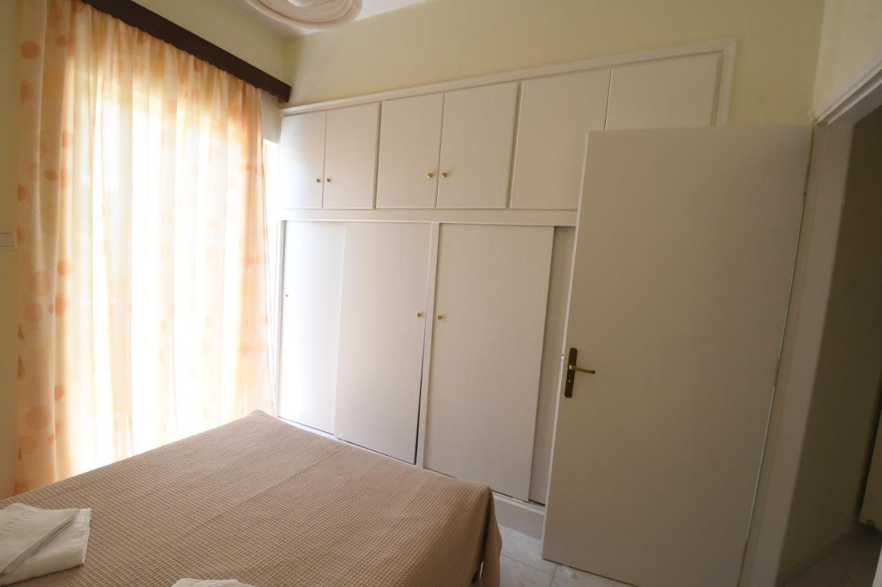 Mary'S Home Каламата Екстер'єр фото