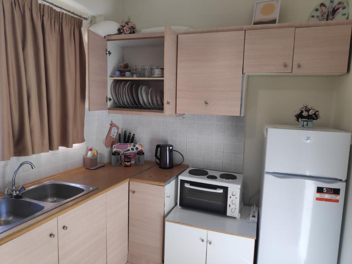 Mary'S Home Каламата Екстер'єр фото