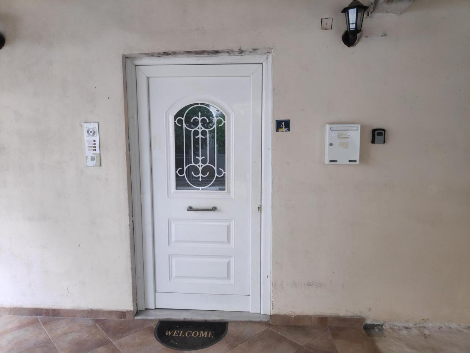 Mary'S Home Каламата Екстер'єр фото